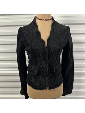 Y2k black embroidered patterned jacket top with two front pockets